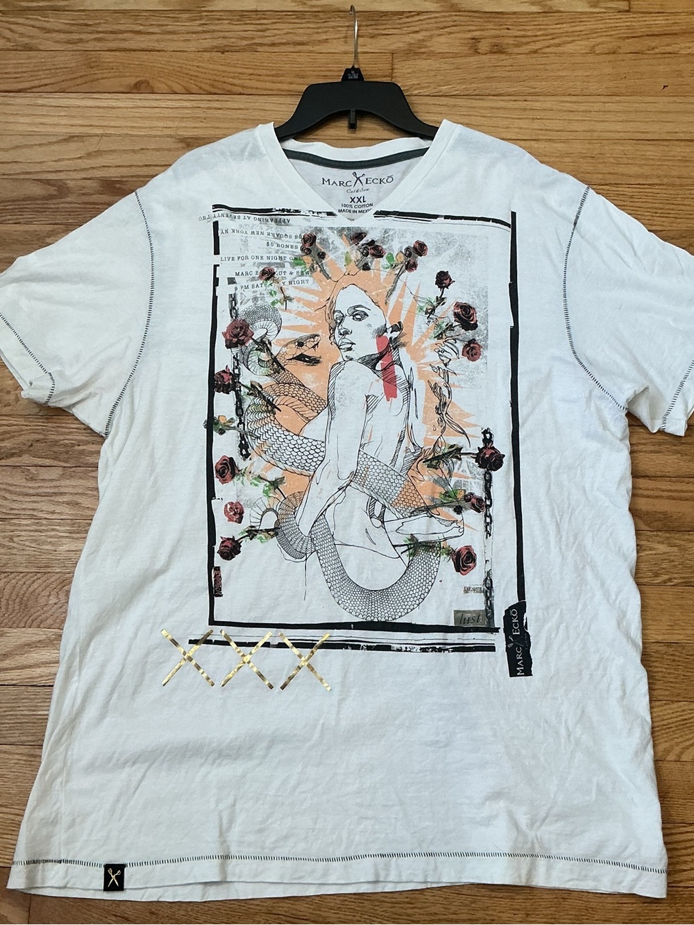 Marc Ecko Cut & Sew XXL Snake Roses Woman Graphic T Shirt Y2K V Neck Tattoo Tee